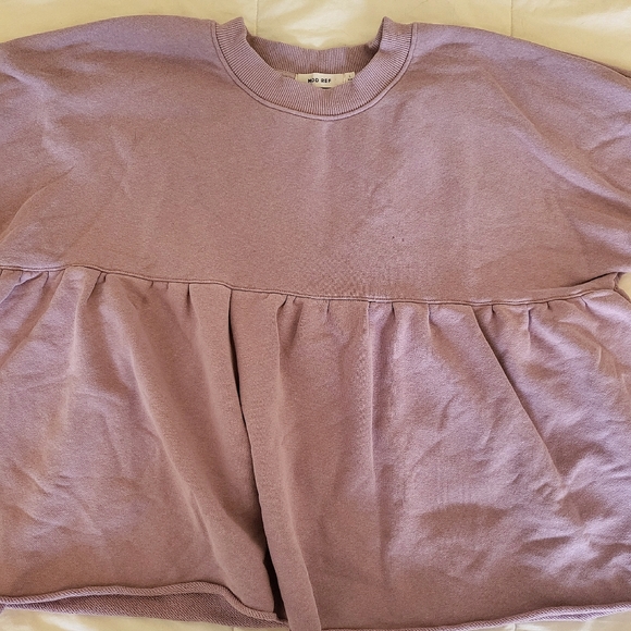 Cute Oversized Peplum Sweatshirt - Picture 2 of 3